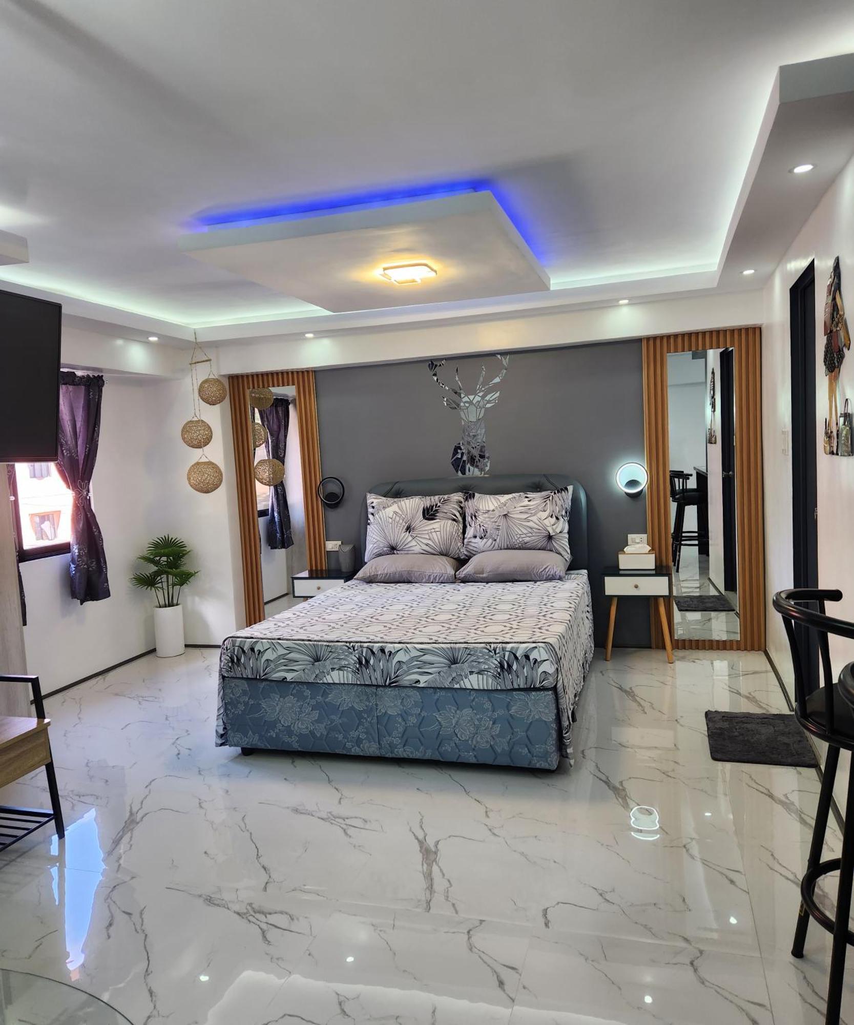 Condo Azur Suites B207 Near Airport, Netflix, Stylish, Cozy With Swimming Pool Мактан Экстерьер фото