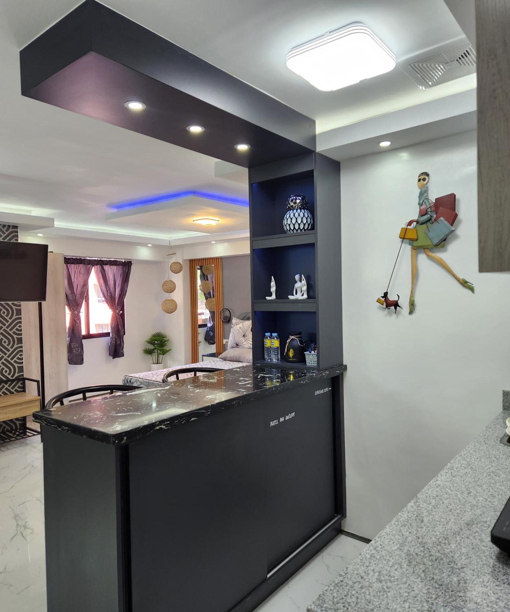 Condo Azur Suites B207 Near Airport, Netflix, Stylish, Cozy With Swimming Pool Мактан Экстерьер фото
